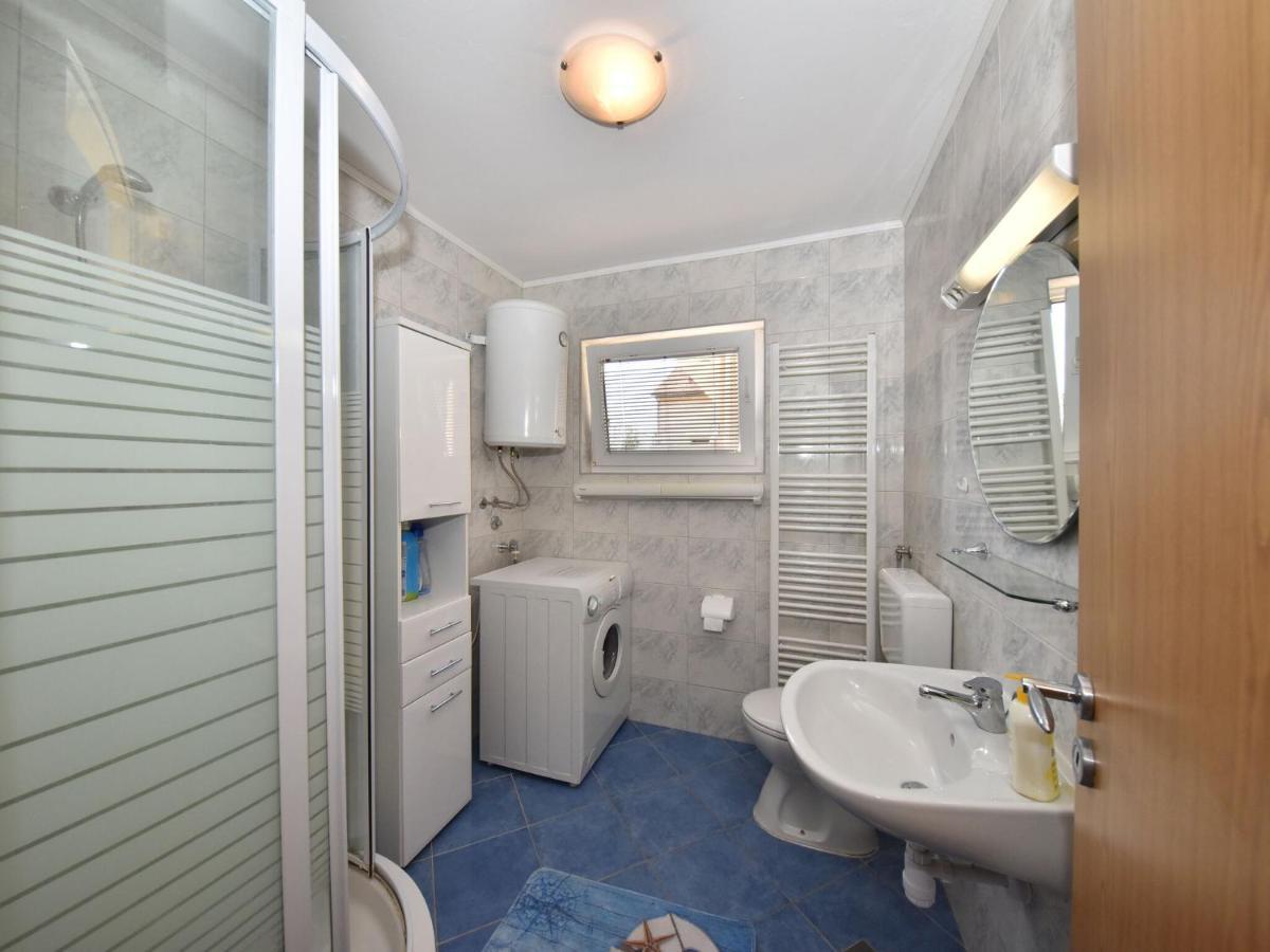 Traditional Apartment In Zadar With Garden Ngoại thất bức ảnh